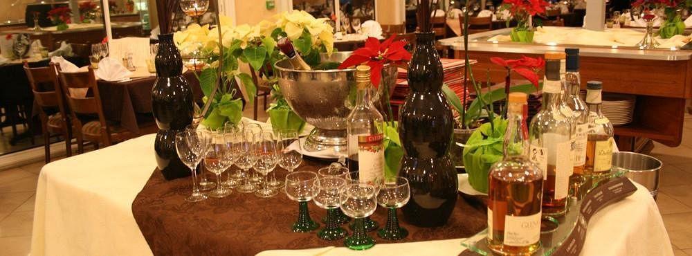 Hotel Aster Restaurant Aux Arcades Брие Экстерьер фото